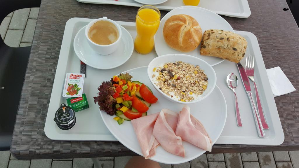 Kansakar Hotel Kaiserslautern Dış mekan fotoğraf