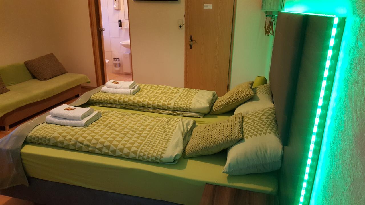Kansakar Hotel Kaiserslautern Dış mekan fotoğraf