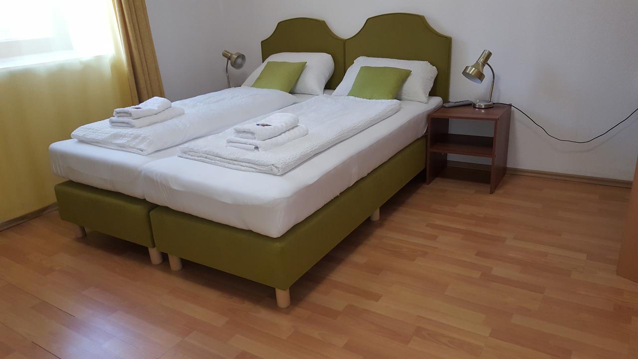 Kansakar Hotel Kaiserslautern Dış mekan fotoğraf
